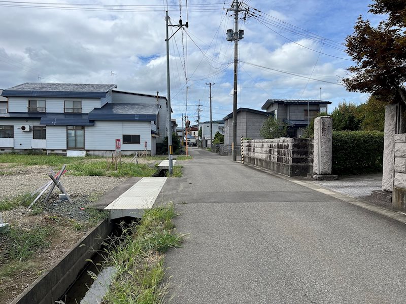【分譲地】大仙市佐野町　ハピア佐野　C区画  現地写真（前面道路含む現地写真）