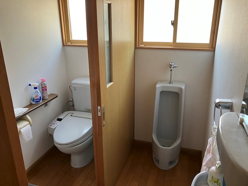 大仙市角間川字大浦町中古住宅 内観写真（トイレ）