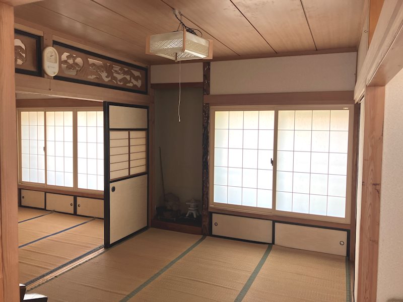 大仙市角間川字大浦町中古住宅 内観写真（リビング以外の居室）