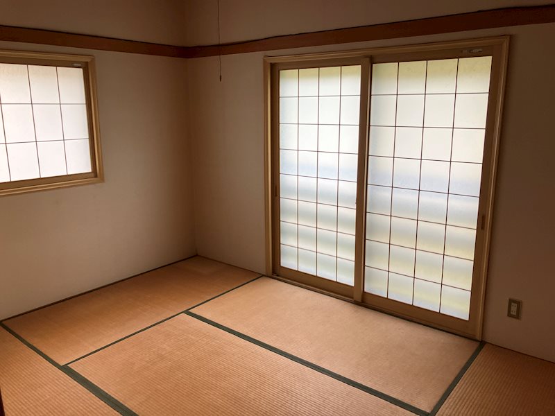 大館市東台四丁目60番4 内観写真（リビング以外の居室）