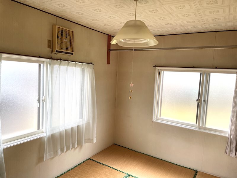 【ハシモトホーム】新城山田中古住宅 内観写真（リビング以外の居室）
