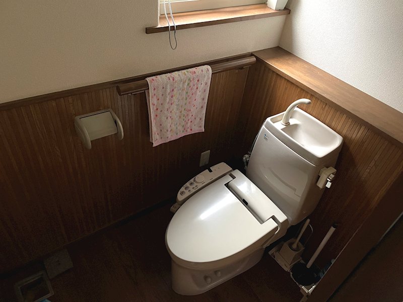 【ハシモトホーム】桜川２丁目中古住宅 内観写真（トイレ）
