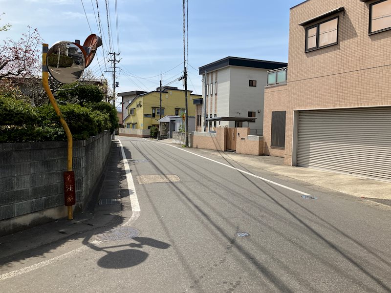 大館市谷地町分譲　③区画 現地写真（前面道路含む現地写真）