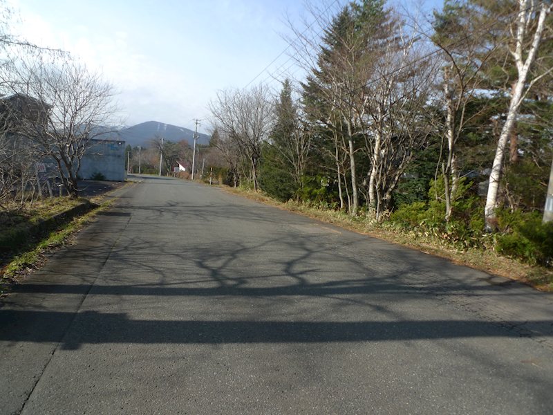 岩手県八幡平市松尾寄木第１地割５０５－１７６ 現地写真（前面道路含む現地写真）