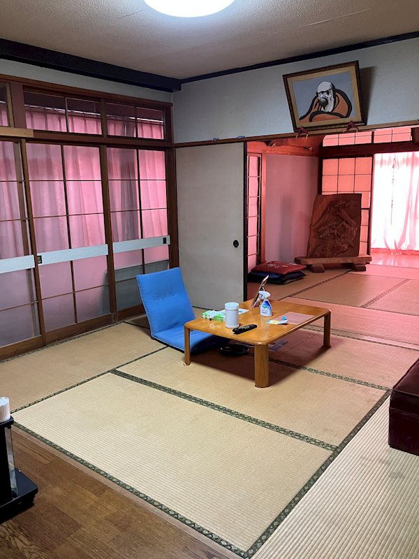 大館市根下戸新町中古住宅 内観写真（リビング以外の居室）