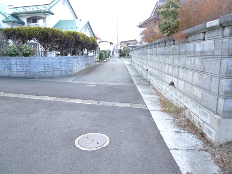 大館町 中古住宅 現地写真（前面道路含む現地写真）