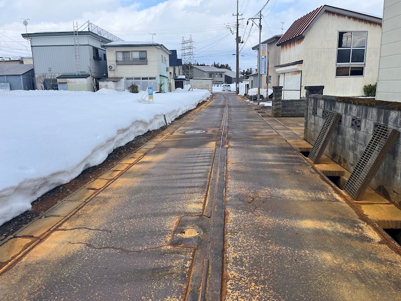 大仙市大曲須和町２丁目　C区画 現地写真（前面道路含む現地写真）