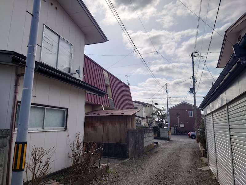 秋田市広面野添80-7　【解体更地渡し】 現地写真（前面道路含む現地写真）