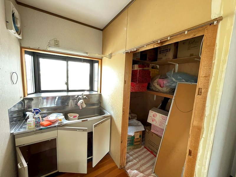 鶴田字沖津中古住宅 内観写真（洗面台・洗面所）
