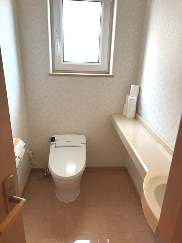 【ハシモトホーム】蛍沢1丁目中古住宅 内観写真（トイレ）