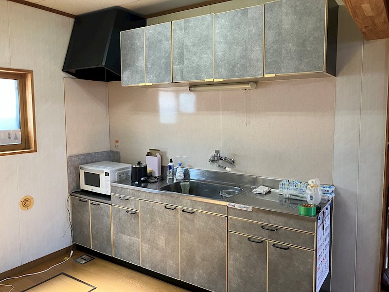 秋田県大館市二井田贄ノ里 内観写真（キッチン）