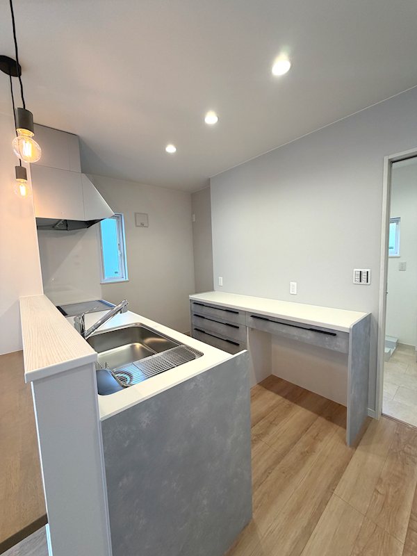 《八戸支店建売》八戸市青葉二丁目B棟 内観写真（キッチン）
