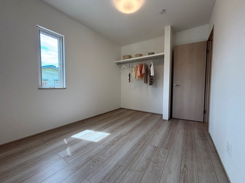 【ハシモトホーム新築分譲住宅】久須志4丁目E棟 内観写真（子供部屋）