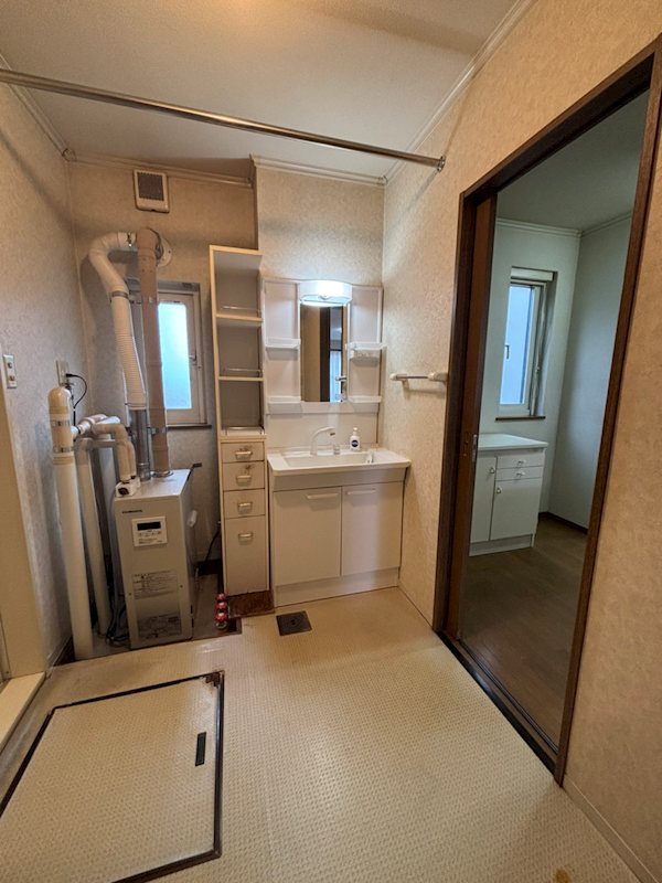 【ハシモトホーム中古住宅】造道一丁目 内観写真（洗面台・洗面所）