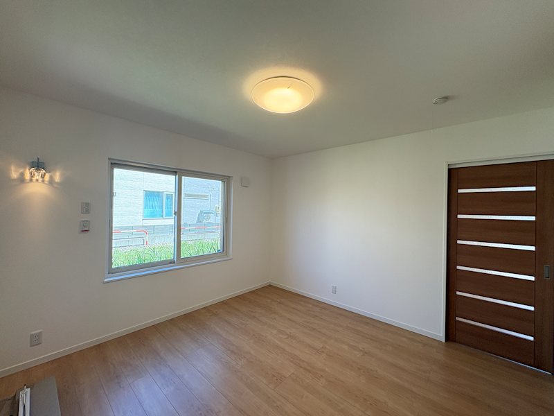 2016年築大田面平屋中古住宅 内観写真（リビング以外の居室）