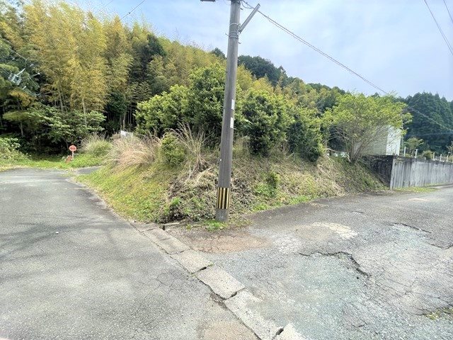 西原村小森土地 その他