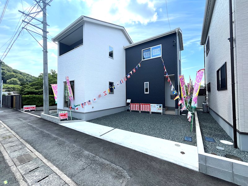中央区横手3丁目2号棟戸建  外観写真