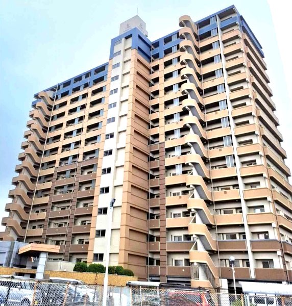 コアマンションルネス九品寺 502号室 外観写真