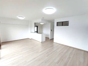 サーパス新屋敷 301号室 その他