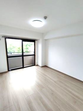 サーパス新屋敷 301号室 その他
