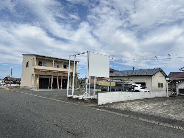 八代市鏡町　事務所・倉庫 外観写真