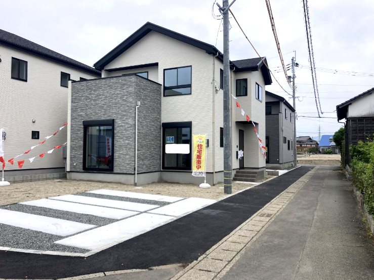 エルデ南区御幸西1期4号棟新築戸建   外観写真