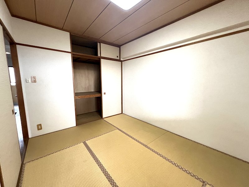 ロイヤルシャトー徳王 606号室 その他