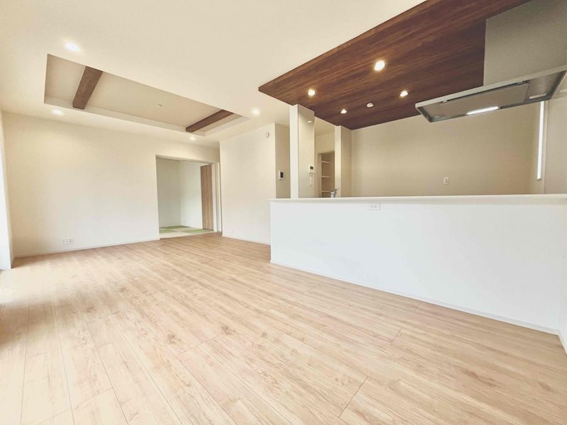 ブルーミングガーデン北区鶴羽田1丁目4号棟新築戸建  その他