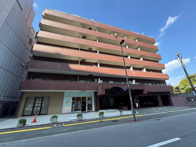 ライオンズマンション上通 外観写真