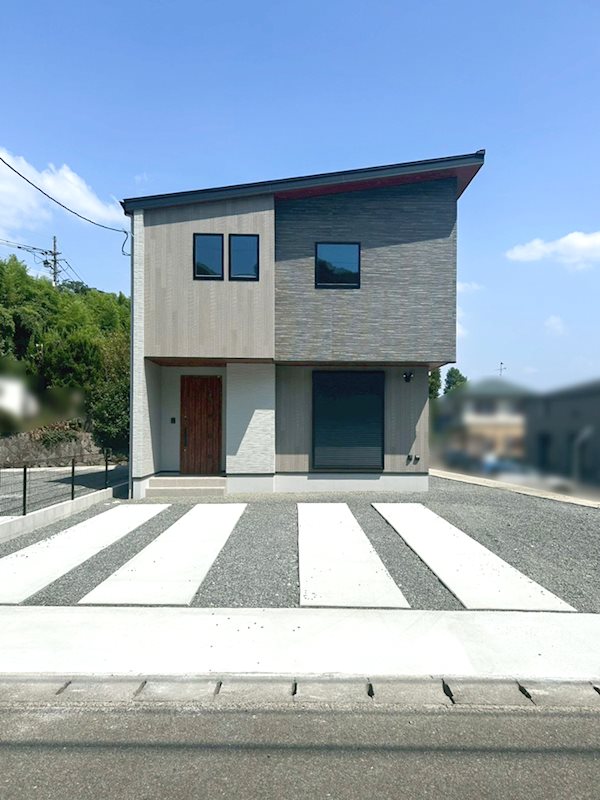 テイラーハウス北区津浦町B棟新築戸建  外観