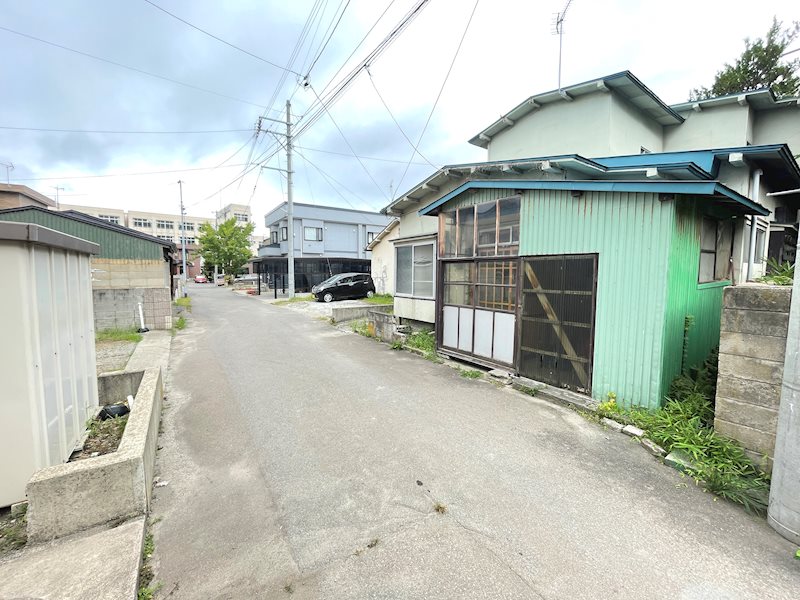 富田1丁目　土地 現地写真（前面道路含む現地写真）