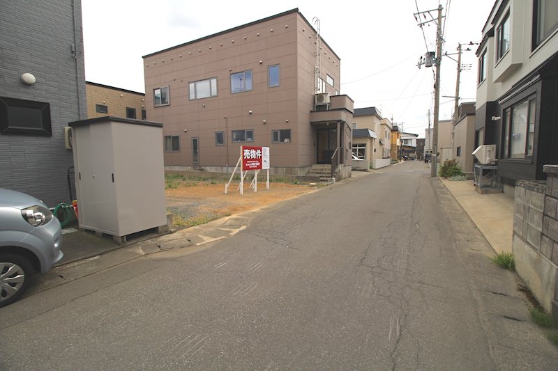 金沢5丁目14-13　土地 現地写真（前面道路含む現地写真）