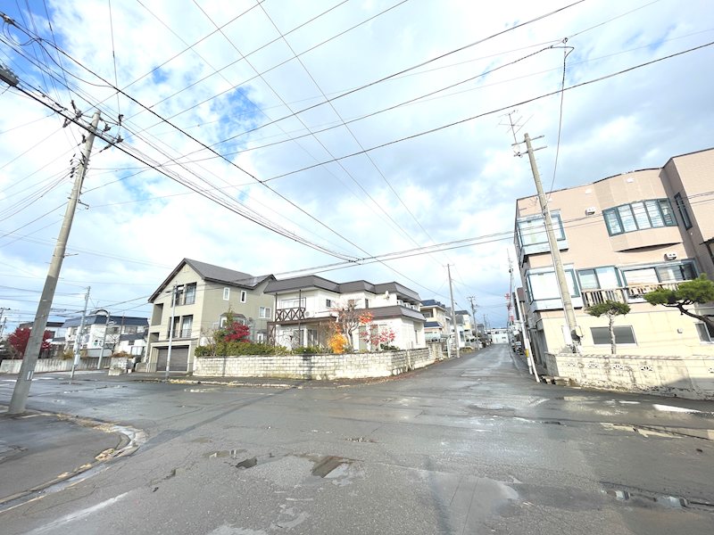 青森県青森市桂木３丁目 現地写真（前面道路含む現地写真）