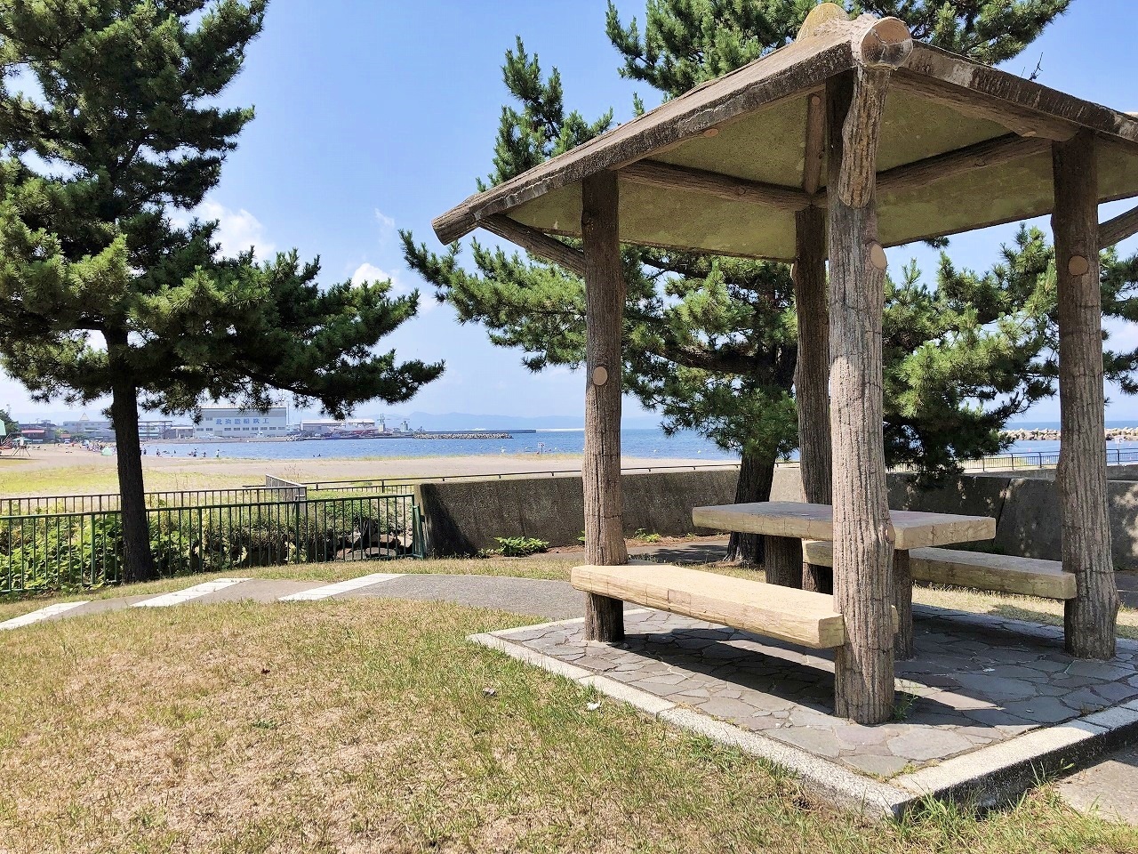 港町3丁目住宅 公園