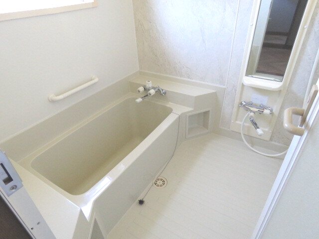 浜田字豊田114-20　住宅 内観写真（浴室）