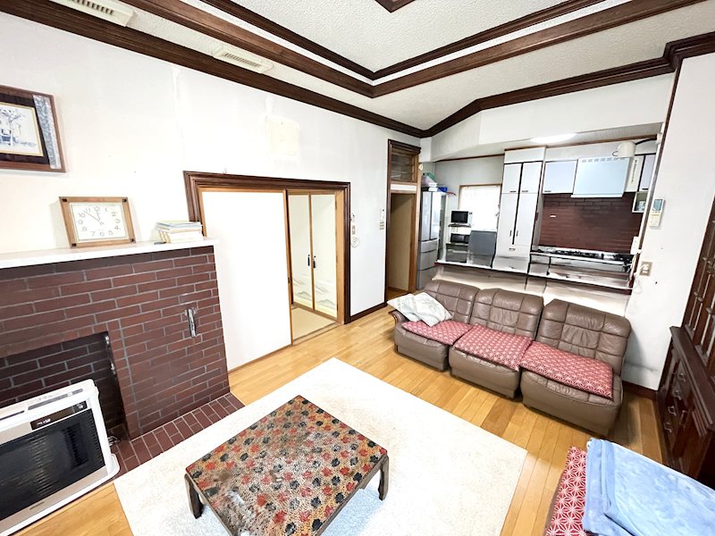 緑1丁目　中古住宅 内観写真（リビング）