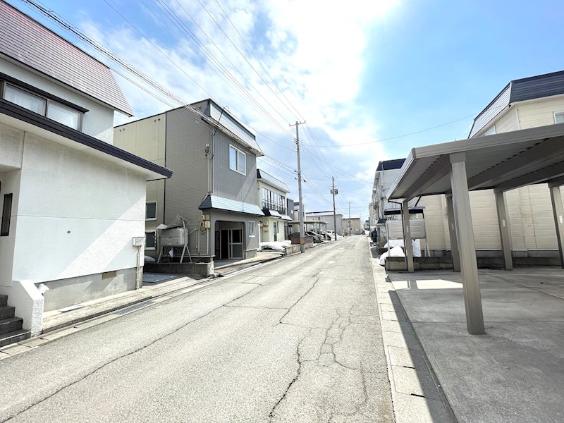 緑1丁目　中古住宅 現地写真（前面道路含む現地写真）