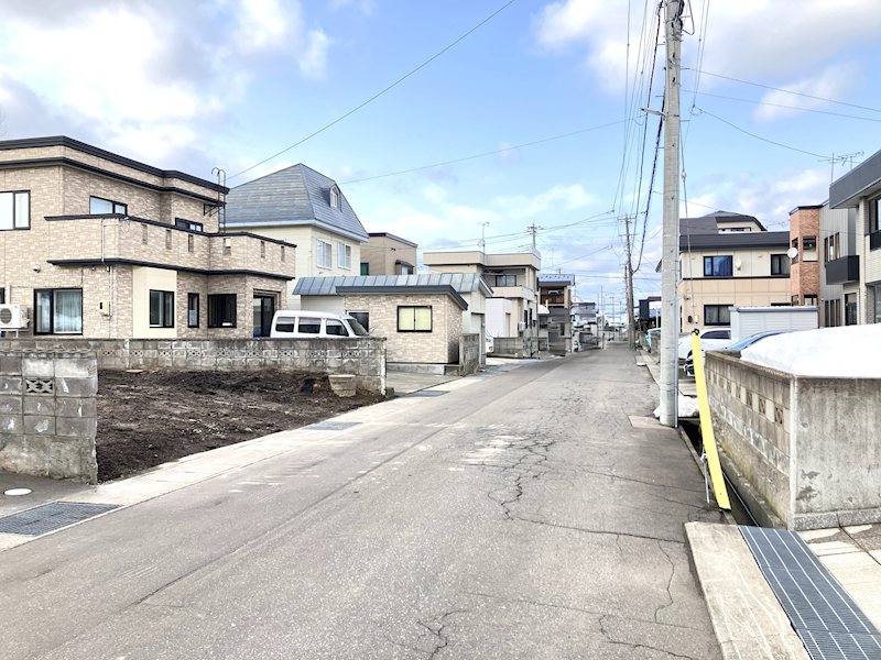 筒井2丁目　土地 現地写真（前面道路含む現地写真）