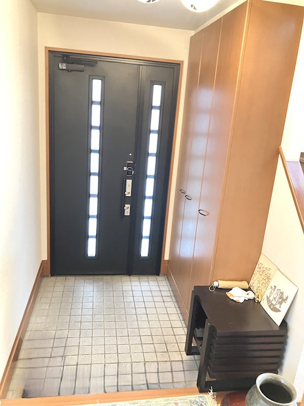 桂木１丁目　住宅 現地写真（玄関）
