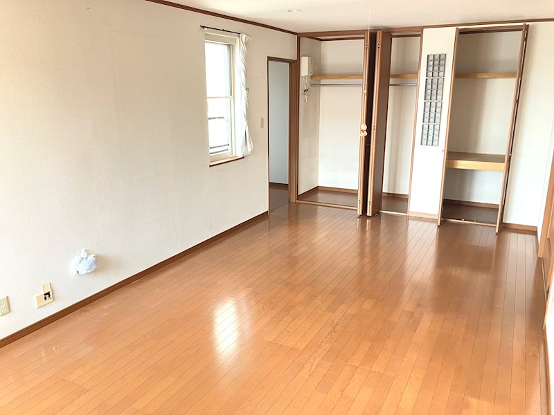 矢田前本泉　住宅 内観写真（リビング以外の居室）
