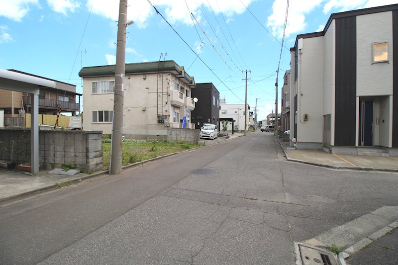 茶屋町8　土地 現地写真（前面道路含む現地写真）