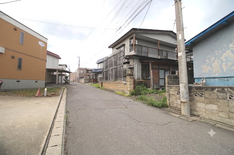 三内丸山　土地 現地写真（前面道路含む現地写真）