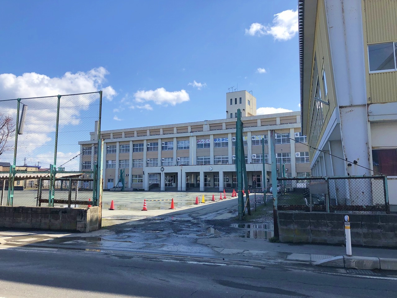千刈4丁目　住宅 小学校