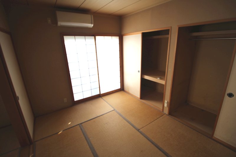 筒井八ツ橋　2階建　平屋　二世帯住宅 内観写真（リビング以外の居室）