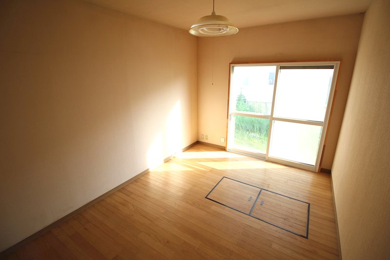 筒井八ツ橋　2階建　平屋　二世帯住宅 内観写真（リビング以外の居室）
