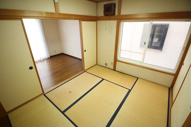 中央4丁目　住宅 内観写真（リビング以外の居室）