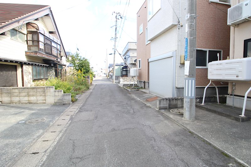 中央4丁目　住宅 現地写真（前面道路含む現地写真）