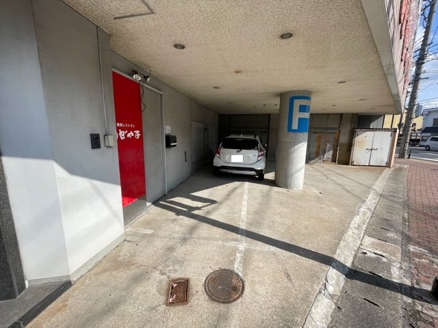 寺内売店舗兼住宅 現地写真（駐車場）