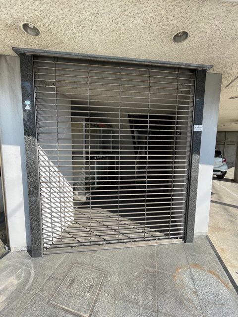寺内売店舗兼住宅 現地写真（玄関）