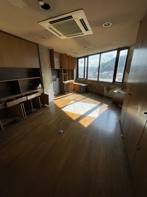 寺内売店舗兼住宅 内観写真（リビング）
